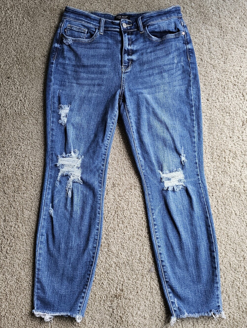 Judy Blue Size 29 High Rise Relaxed Fit Distressed Jeans